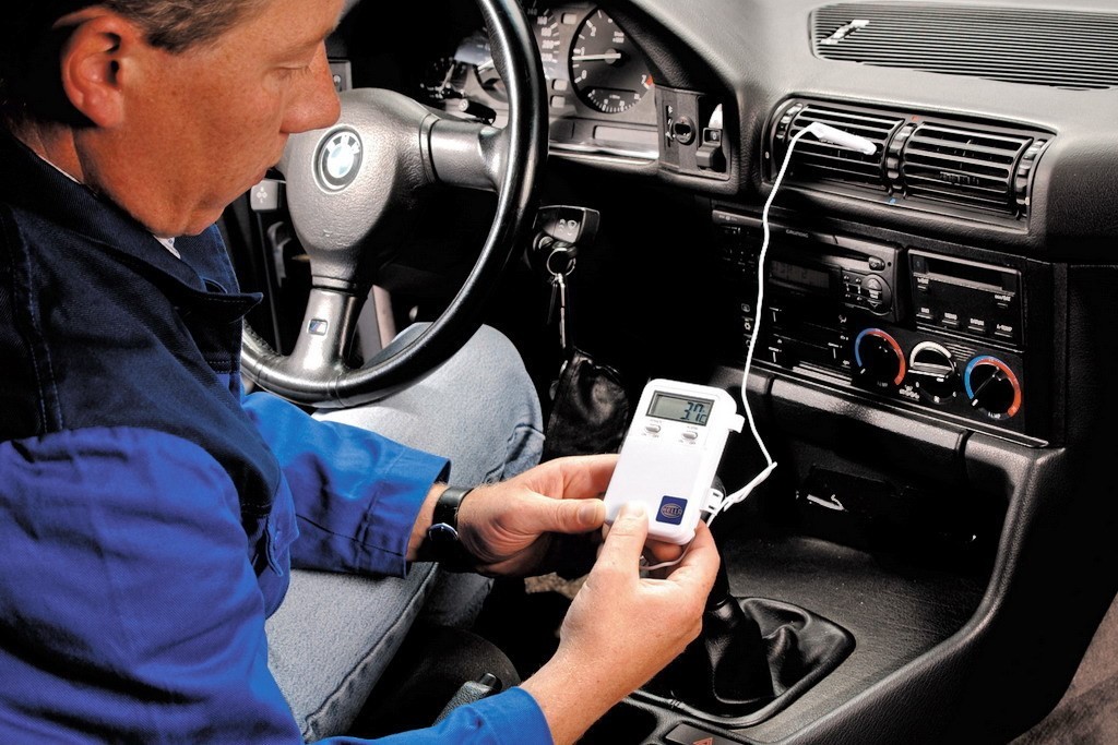 Ремонт и обслуживание системы кондиционирования воздуха в автомобиле